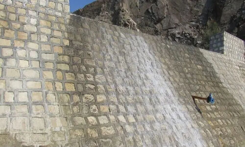 اهمیت سدهای آبخیزداری در بشاگرد؛ ذخیره آب در سرزمین باران‌های موسمی