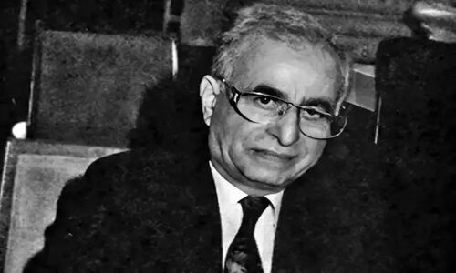 در وصف مردی که در پی آشتی یهودیت، مسیحیت و اسلام بود