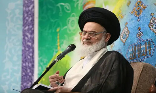 امام جمعه قم: نقدپذیری شاخصه استاد مهدوی‌راد است