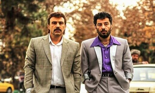 حضور نوید محمدزاده در اکران با اوت فیت متفاوت و مناسب حال و هوای فیلم زودپز/ محسن تنابنده با تیپ رسمی و رامبد جوان با استایل ساده و راحت به سینما رفتند+عکس