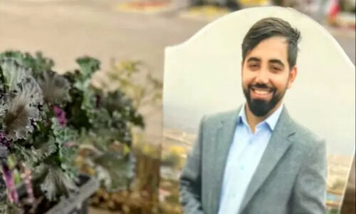 فیلم جشن تولد 33 سالگی شهید جنگ 12 روزه /دلنوشته پر احساس همسر علیرضا تنابنده برادرزاده شهید محسن تنابنده برای عشق زندگی اش: گفتی آرزوم اینه بچه دار بشیم ، علی جانم آرزوت برآورده شد!
