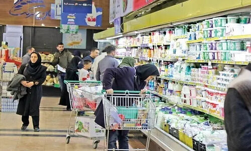 دادستان بهارستان: کمبودی در کالاهای اساسی وجود ندارد
