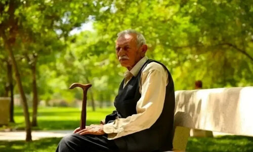 چرا بازنشستگان مستمری ۲۰ میلیونی از یارانه محروم شدند؟ اعتراضات شدید به معیارهای عجیب دولت