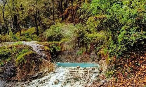 گردشگری| بازدید از چشمه بلیران؛ جواهر پنهان در فصل رنگارنگ پاییز + عکس های زیبا