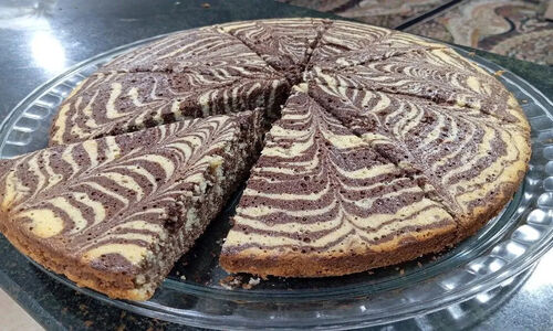 فیلم طرز تهیه کیک زبرا  / کیک دو رنگ نرم و پف‌دار