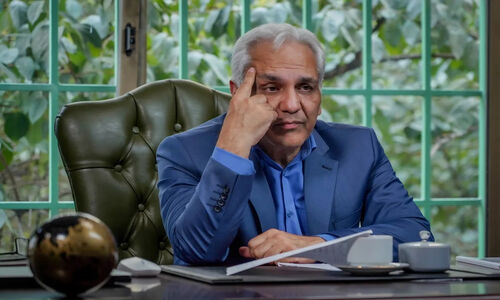 بازگشت جنجالی مهران مدیری با «شیش ماهه» در ماه رمضان؛ چرا همه منتظرند؟