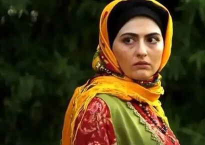 عکس/ چهرۀ «انیس» سریال سوجان با چادرنماز در مسجد نصیرالملک شیراز