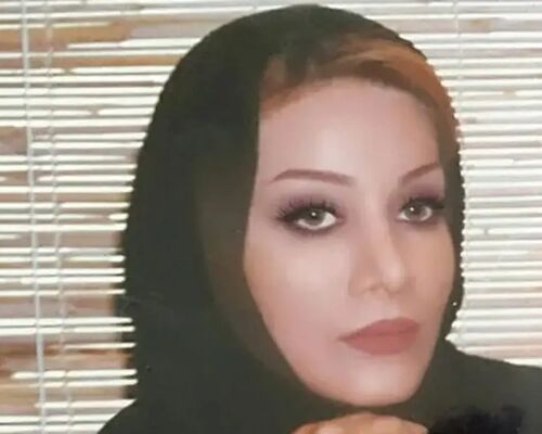 بیوگرافی افسانه خشتی بازیگر نقش مادر مرجان در سریال آسمان همیشه ابری نیست 