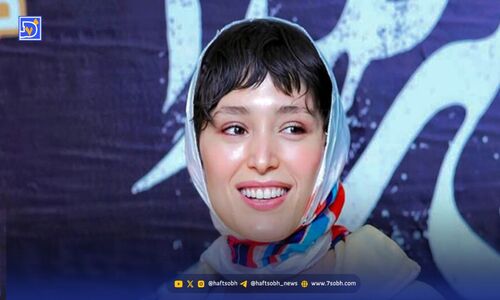 نگاهی به اکسسوری‌های عجیب فرشته حسینی