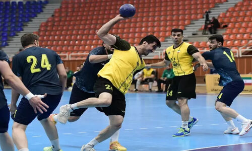 استارت مطمئن مدافع قهرمانی لیگ هندبال
