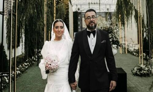 آلبوم عروسی مونا کرمی و سپند امیرسلیمانی با حضور سلبریتی‌های میلیاردر