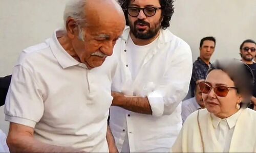 کتایون ریاحی: جوان بودم  سعید پورصمیمی من را هدف آزار شیطانی قرار داد؛ بعد از 25 سال … + فیلم لحظه مواجهه و با دست پس زدن پورصمیمی توسط کتایون در مراسم ناصر تقوایی